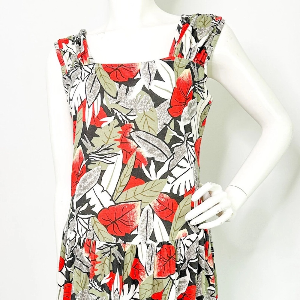 Vintage Jane Singer Floral Dress with Ruche Hip detailing | SIZE SMALL